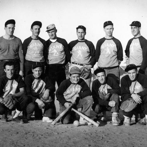 Giant Mine fastball team 1948 (Hugh Laughlin Collection)